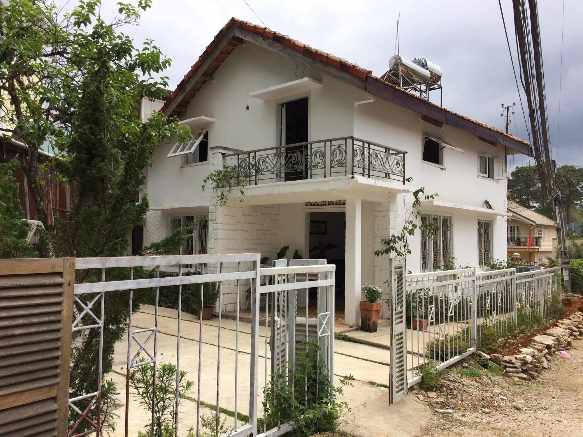 Di House Hotel Da Lat Buitenkant foto